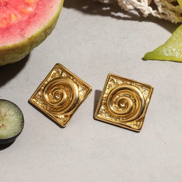 Spiral squares
